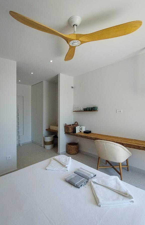 Arion Seaside Suites Palairos Екстер'єр фото